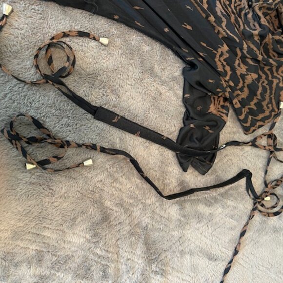 L.K. Boutique for Kaldor's Vintage Tiger Dress - Picture 5 of 6